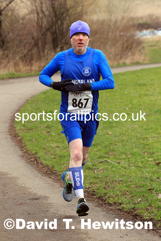 Senior women and veteran women and men over-50s NECAA Road Relay Champs., Hetton Lyons Park, Hetton le Hole, County Durham. Photo: David T. Hewitson/Sports for All Pics